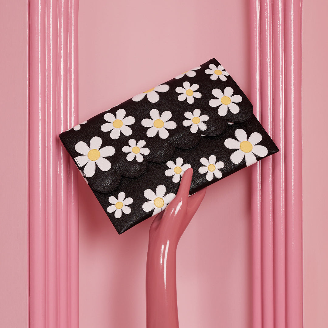 FREDA WRISTLET BLACK