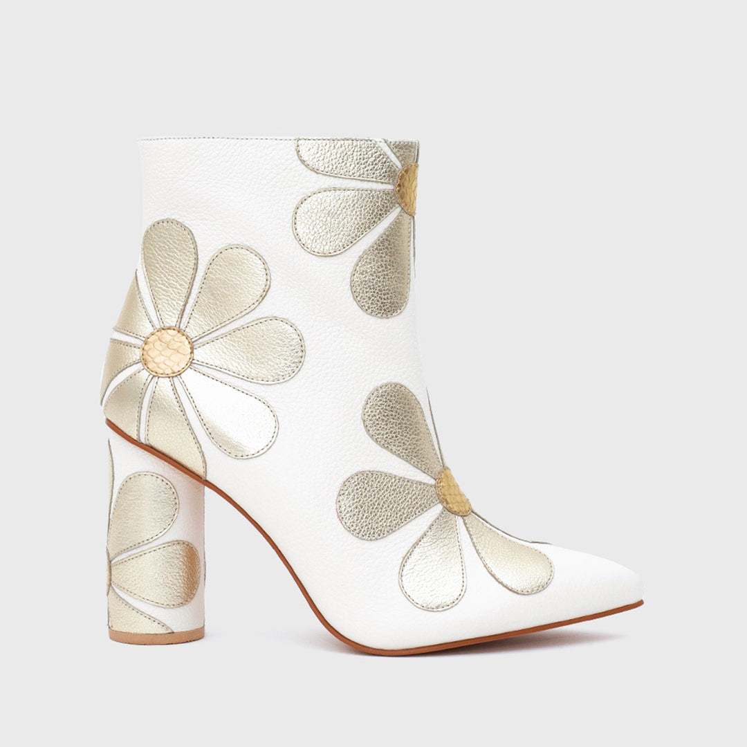 JANIS BOOTIE IVORY