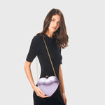 Cargue la imagen en el visor de la galería, CAYETANA HEART CLUTCH PINK
