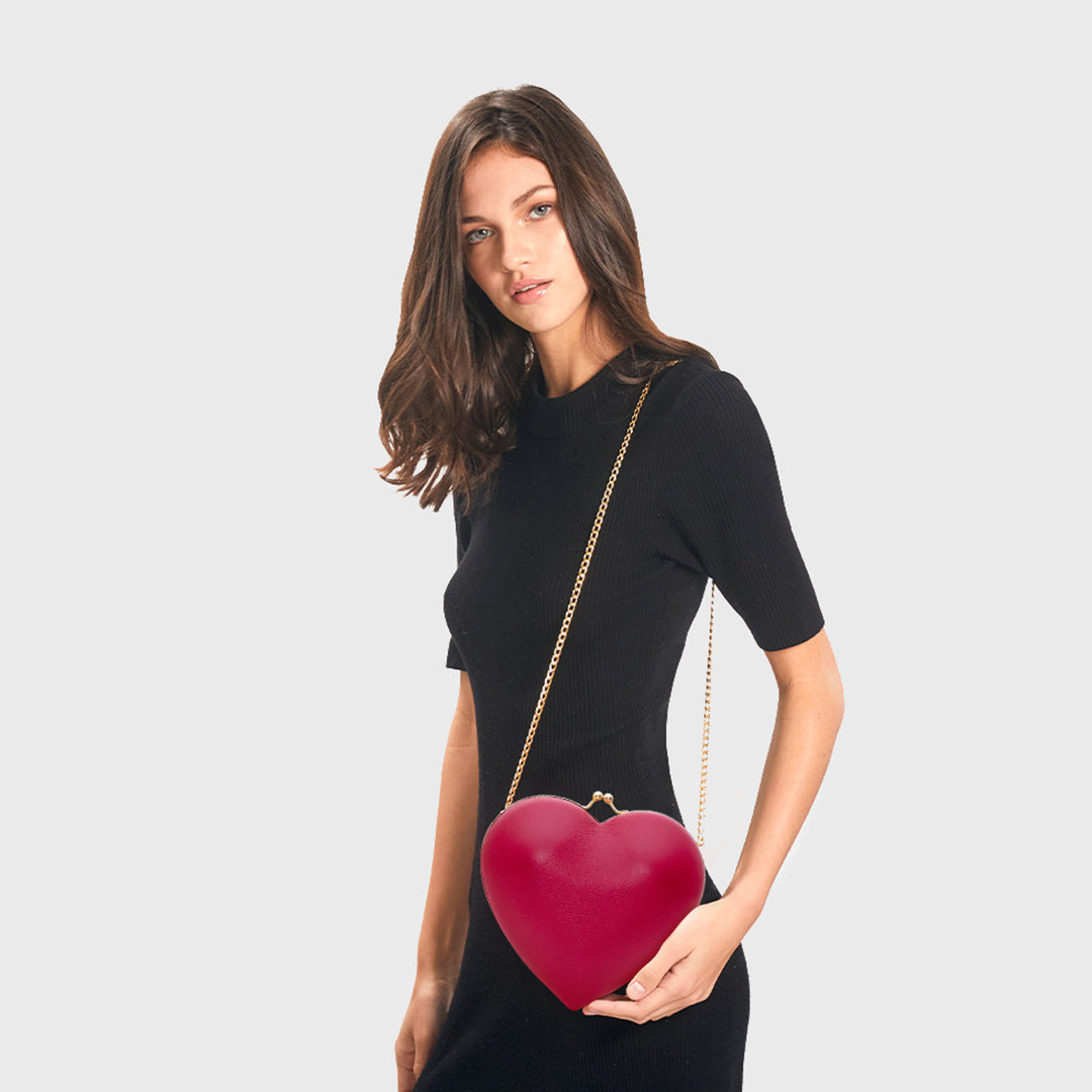 HEART CLUTCH BERRY