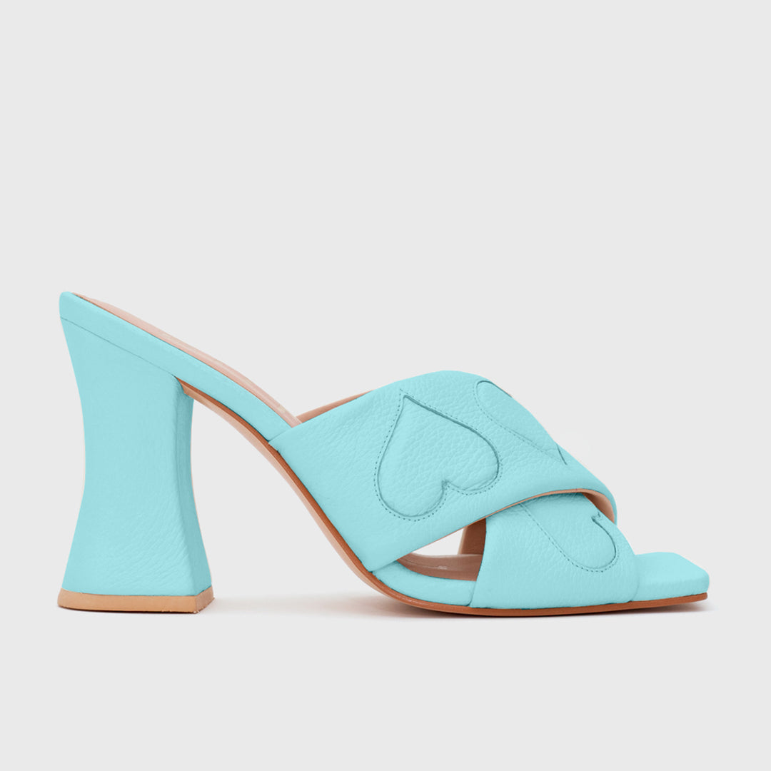 BUTRICH COLLINS PUMP LIGHT BLUE