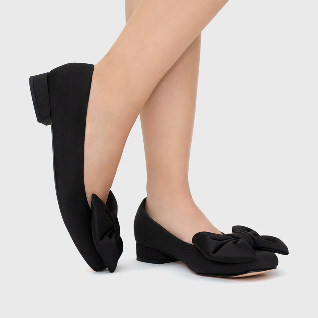 Black flat shoes online