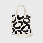 Cargue la imagen en el visor de la galería, SQUARE TOTE BAG KAT IVORY
